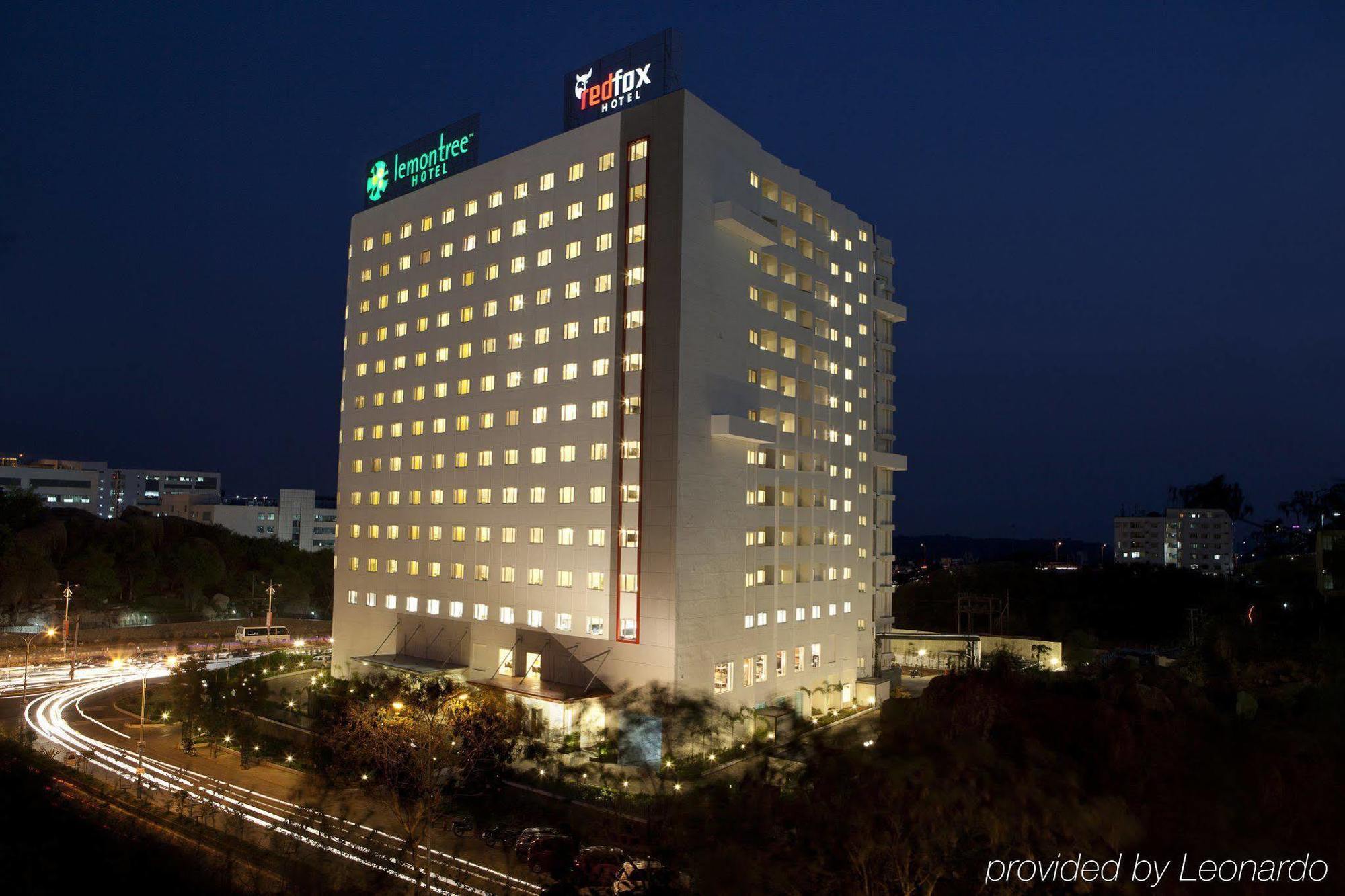 Lemon Tree Premier Hitec City Хайдарабад Экстерьер фото
